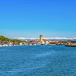 In 40087 * Bibione